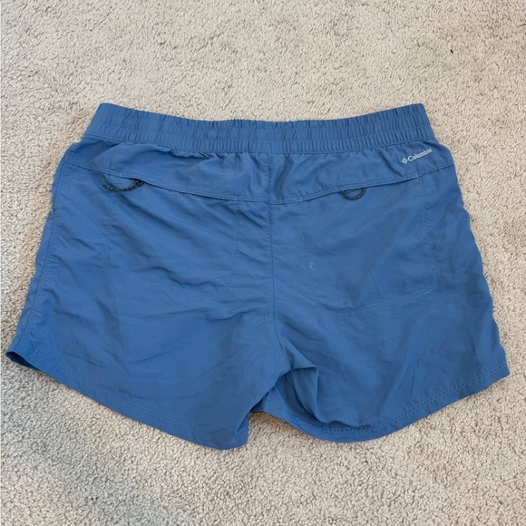 Columbia Women’s Blue Shorts Size Medium - Picture 2 of 9